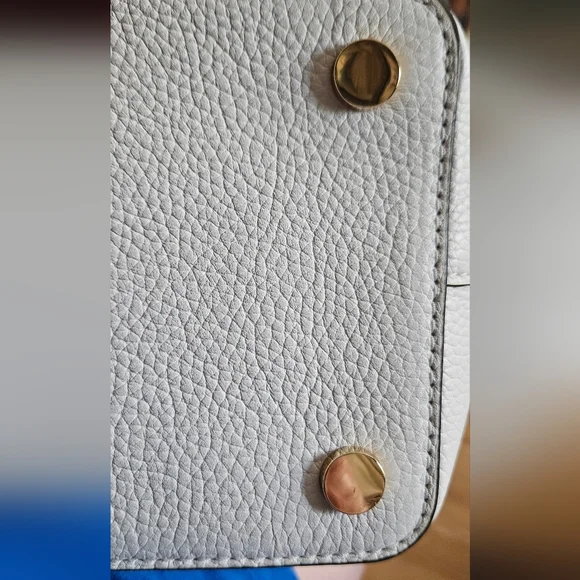 Michael Kors White Leather Tote Bag - Picture 5 of 9